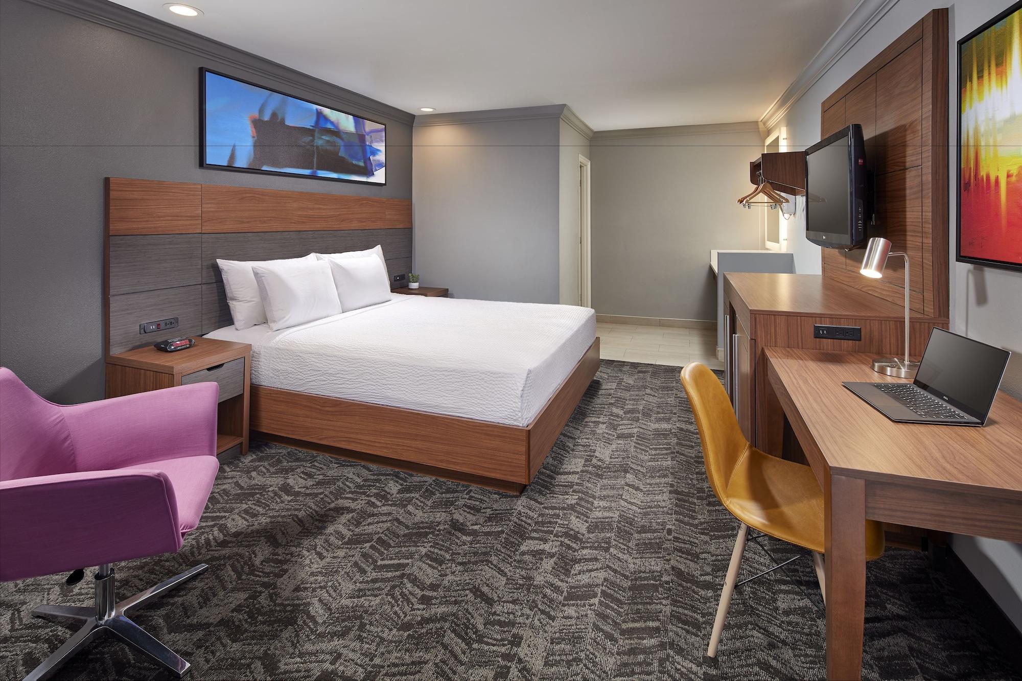 Studio Inn & Suites At Promenade Downey Ngoại thất bức ảnh