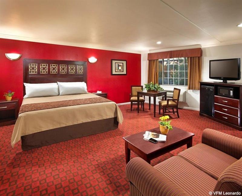Studio Inn & Suites At Promenade Downey Ngoại thất bức ảnh